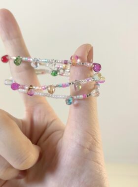 小灯泡多圈多巴胺百搭串珠手链ins小众设计感高级手链