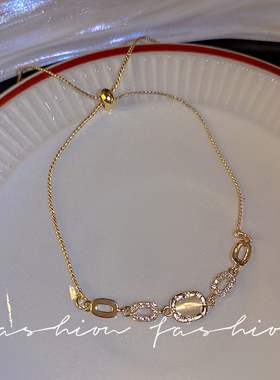 气质轻奢手链女秋冬ins风小众设计高级感手串2025年新款网红手饰