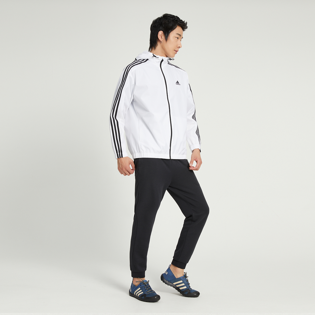 adidas阿迪达斯男鞋2024夏季新款户外溯溪鞋网面透气涉水鞋HP8638 - 图3