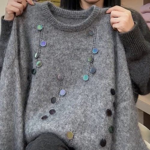 胖mm特大码300斤慵懒风重工亮片灰色毛衣女秋冬设计感宽松针织衫 - 图1