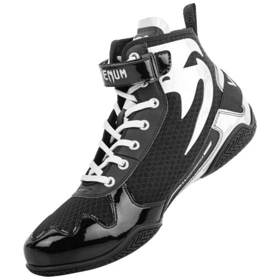 venum wrestling shoes