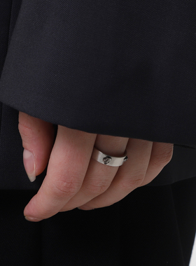 OUTSIDERINSIDE 不规则碎石块浮雕开口戒指 925银抛光复古做旧