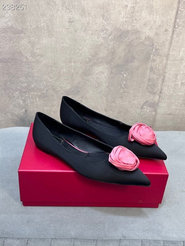 BALLET IN THE WAR 2026新款欧美时尚百搭丝绸平底晚装鞋尖头女鞋,淘宝优惠券,粉丝福利购,淘宝优惠卷