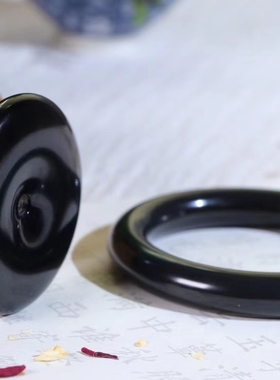 手镯平安扣黑羊脂和田玉墨玉山料