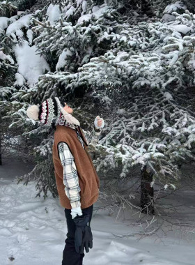 东北哈尔滨雪乡长白山防寒帽子