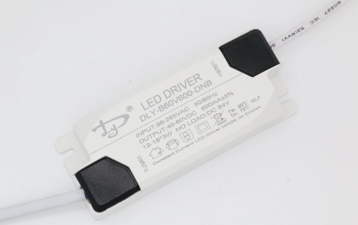 LED驱动电源室内镇流器24W36W筒灯COB电源驱动器 - 图1