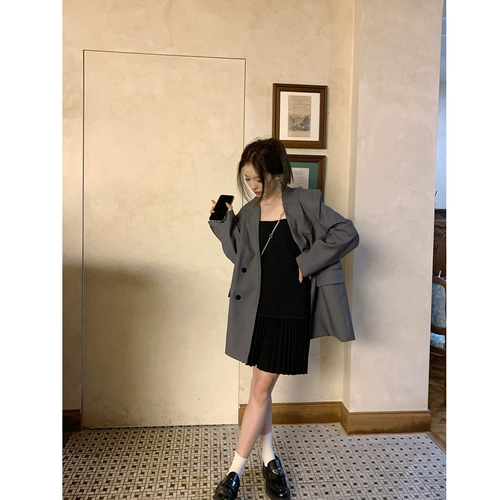 Приталенное платье, корсет, юбка в складку, французский стиль, облегающий крой