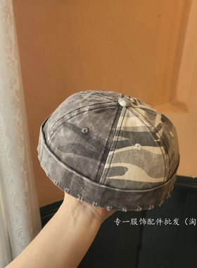 复古豹纹拼接破洞瓜皮帽男潮个性