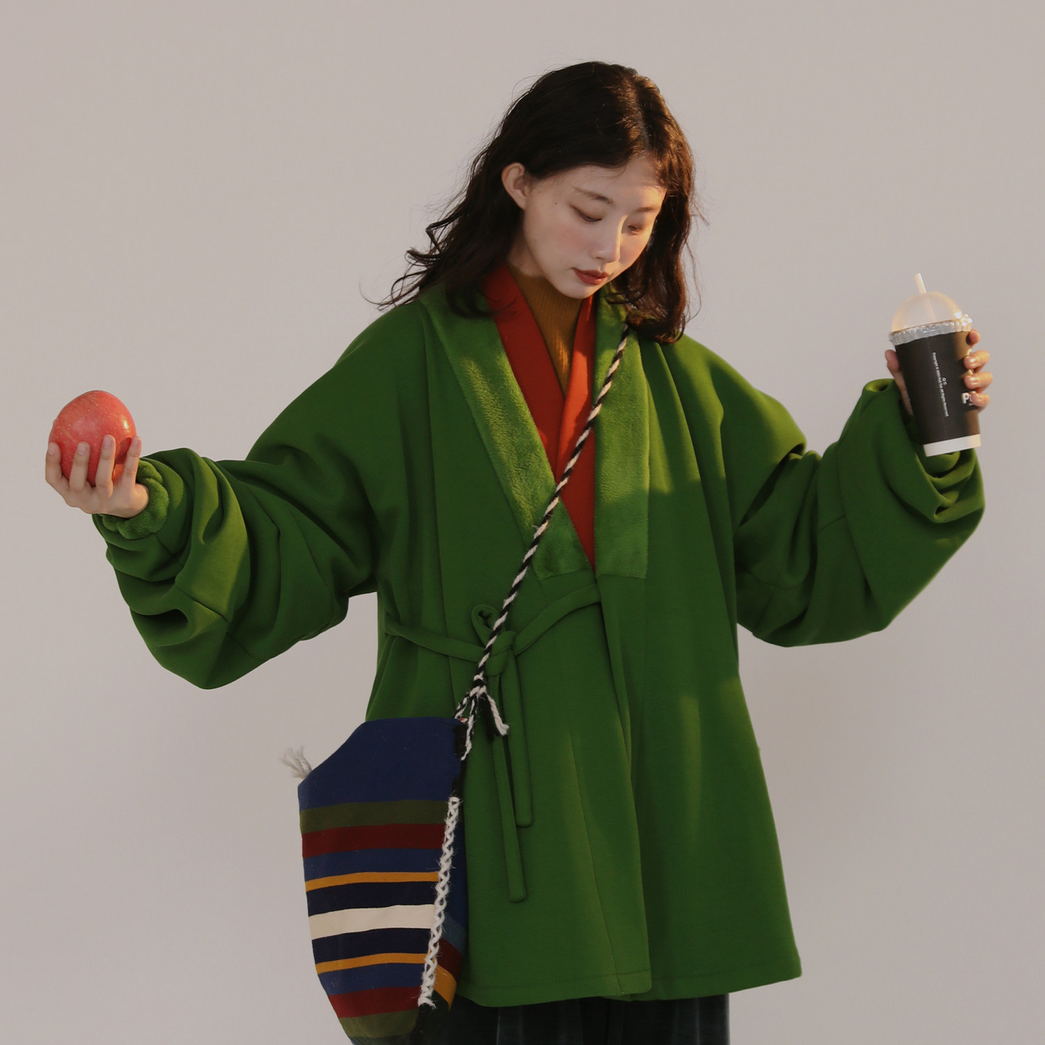 谜阿凰【绿热岩绒】明制加厚汉服上衣冬新中式拜年撞色节日套装女,淘宝优惠券,粉丝福利购,淘宝优惠卷