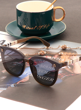 防紫外线网红街拍高级感小脸墨镜