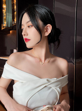 网红猫眼石蝴蝶项链女2026年新款潮轻奢小众锁骨链气质轻奢饰品