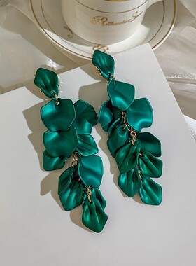 银针绿色系蝴蝶花朵珍珠耳钉小清新高级感耳环夏季时尚新款耳饰女