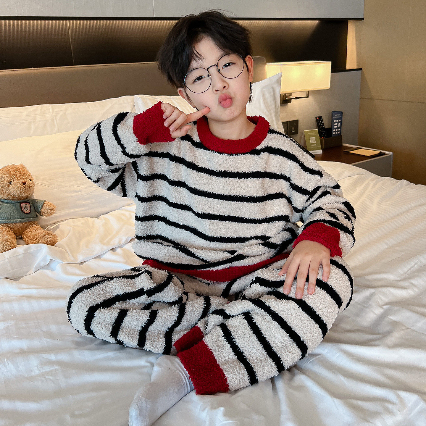 男童半边绒睡衣套装秋冬款2025新款中大童冬季加厚保暖儿童家居服,淘宝优惠券,粉丝福利购,淘宝优惠卷
