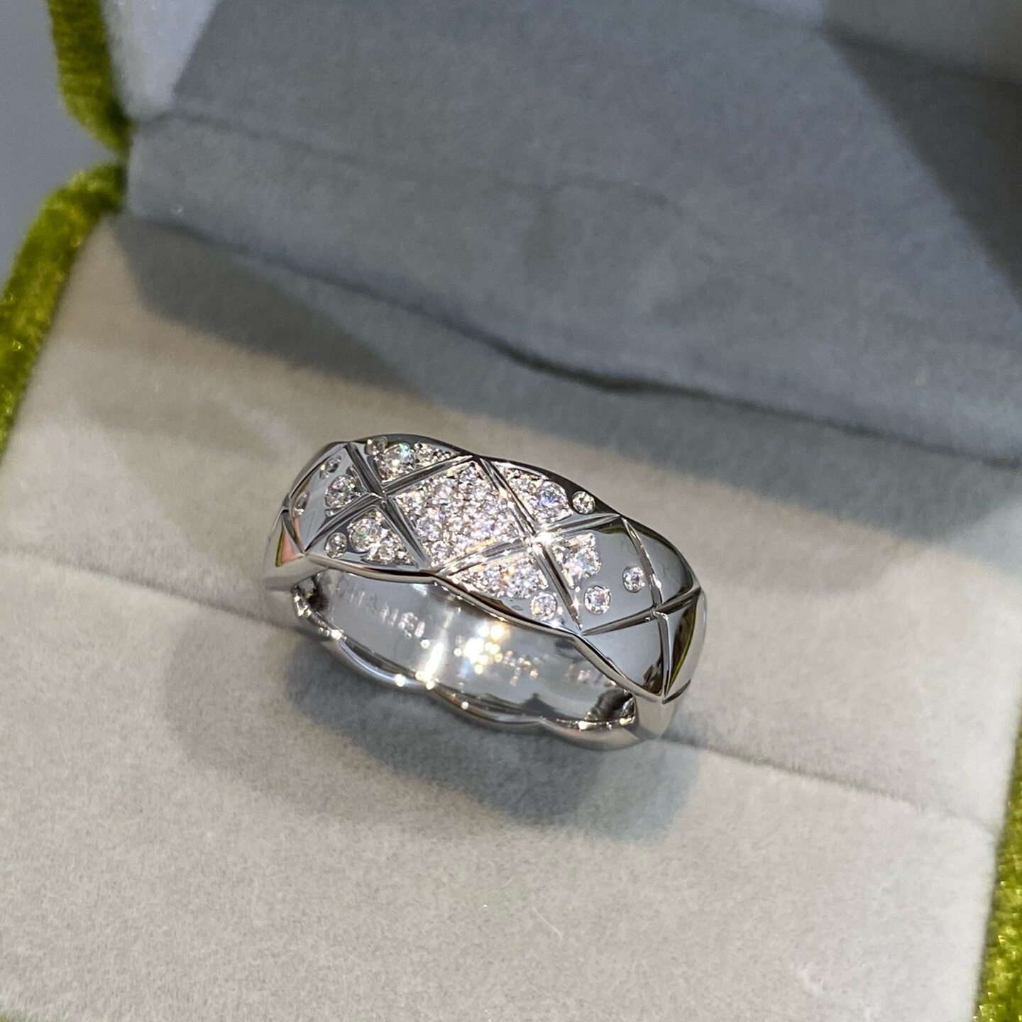 High version of rhombus ring, classic, niche and high-end for women