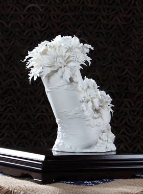 德化白瓷中式风办公室雕塑艺术品