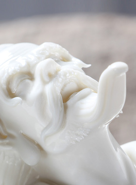 大师作品中式风办公桌雕塑摆件