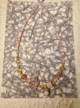 原创设计进口捷克琉璃肉粉色系蝴蝶系列女小众设计感高级轻奢项链