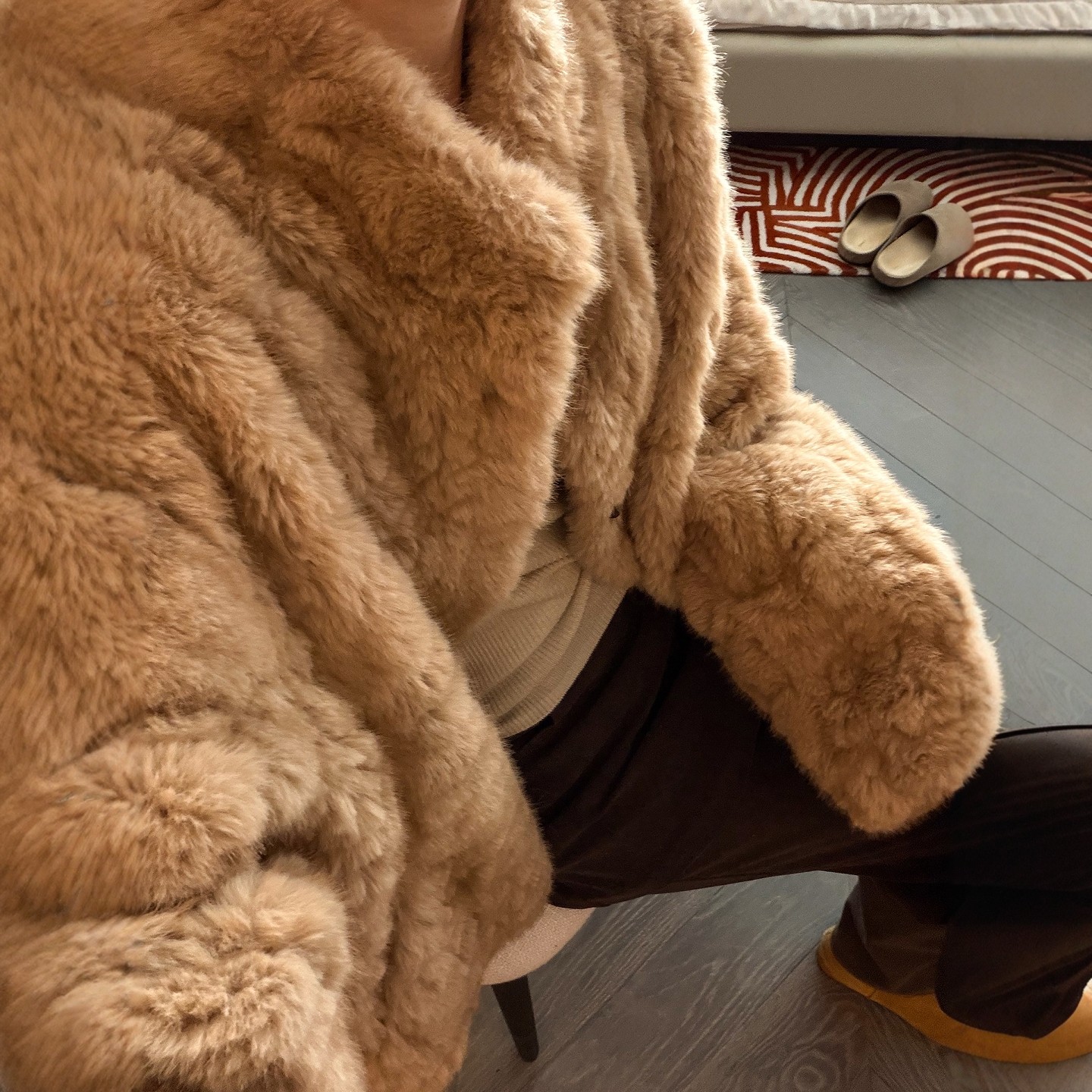 牛角扣羊羔毛皮毛一体短外套女欧洲站2025冬装新款欧货女装上衣潮,淘宝优惠券,粉丝福利购,淘宝优惠卷