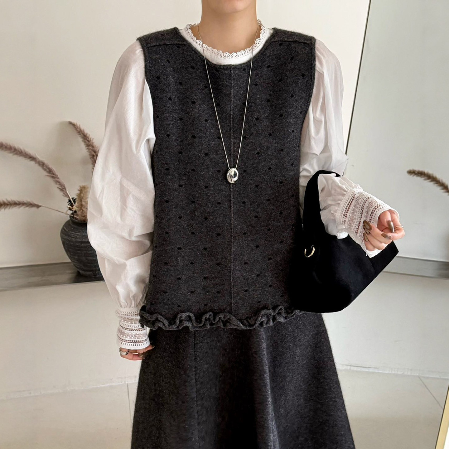 木耳边拼接羊毛针织衫马甲衬衫两件套女欧洲站2025冬装新款欧货潮,淘宝优惠券,粉丝福利购,淘宝优惠卷