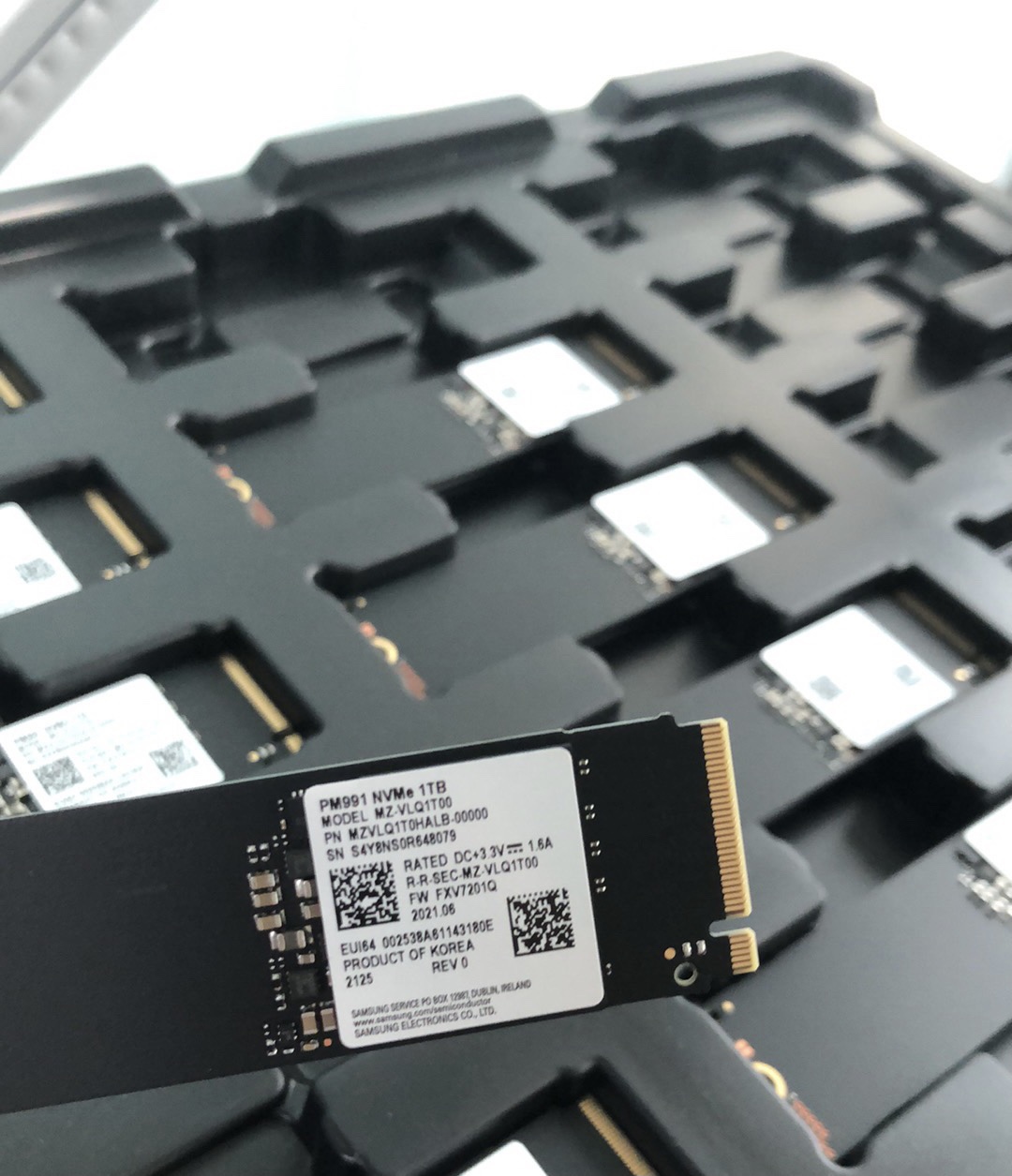 Samsung/三星 PM991 1t ssd nvme pcie m.2 2280固态硬盘电脑拆机 - 图0