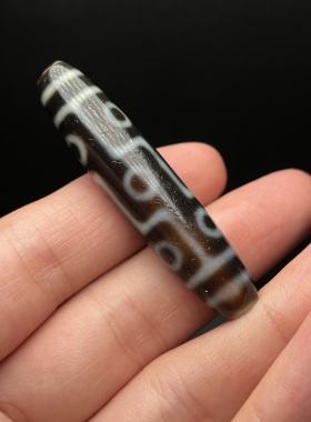 精品高油润九眼天珠玛瑙材质纹路清晰包浆自然风化效果好