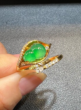 18k金钻石镶嵌冰种起光翡翠葫芦戒指天然缅甸A货