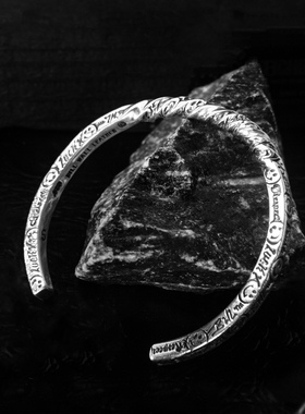 BillWallLeather鎏金方纽结手镯