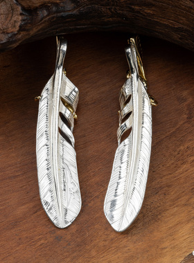 菊地健通用银羽毛吊坠