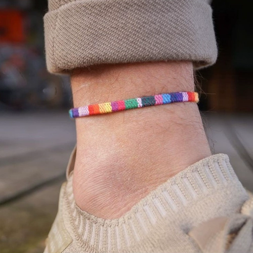 Товарищ -товарищ гей -ручной работы вплетен радужный браслет Любовь - это любовь