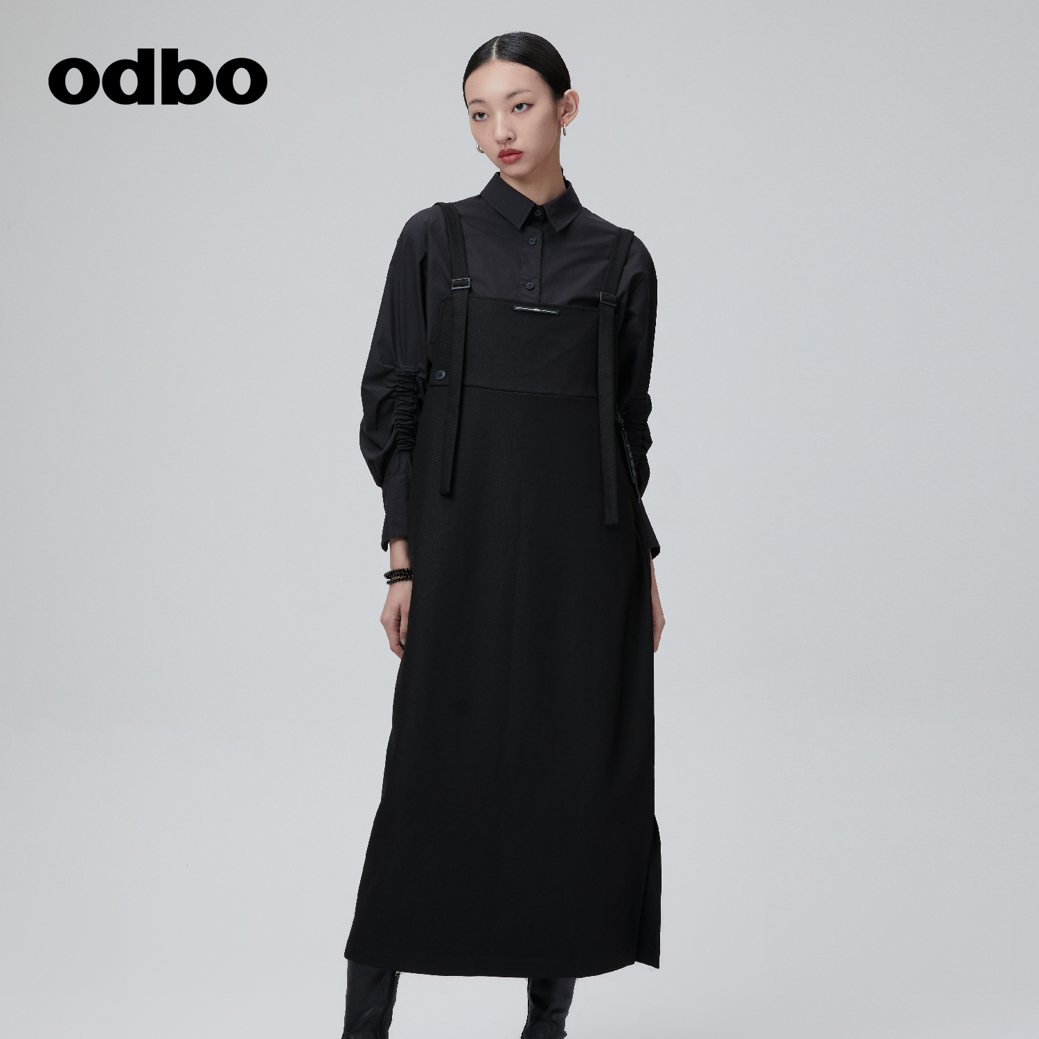 odbo/欧迪比欧时尚工装风背带连衣裙女秋冬新款百搭外穿吊带裙子-图0