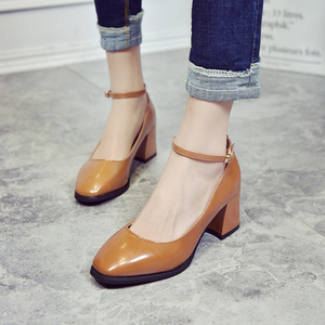 包头粗跟凉鞋平底鞋