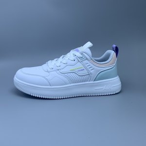 超日运动鞋女生小白鞋白色板鞋马卡龙色系皮面轻便软底正品专柜