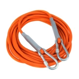 На открытом воздухе веревка высокая высокая эксплуатация