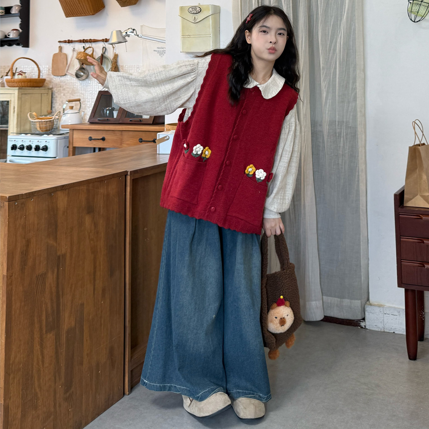 大码女装2025秋胖mm复古立体花朵马甲+娃娃领提花衬衣+牛仔裤套装,淘宝优惠券,粉丝福利购,淘宝优惠卷