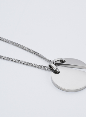 圆形月亮地球不锈钢项链