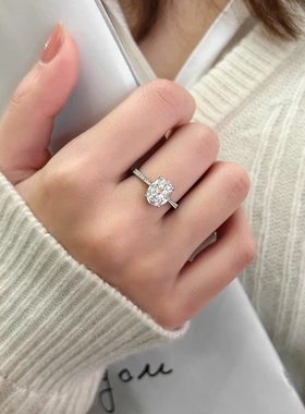 S925纯银四爪镶嵌鸽子蛋D色莫桑钻戒指求婚1克拉钻戒送女友礼物