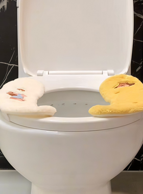 小狗马桶垫可爱的我心都化啦！