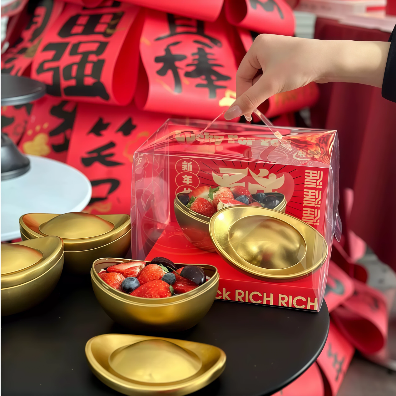 网红马口铁金元宝蛋糕装饰摆件新年春节金元宝草莓蛋糕甜品打包盒,淘宝优惠券,粉丝福利购,淘宝优惠卷