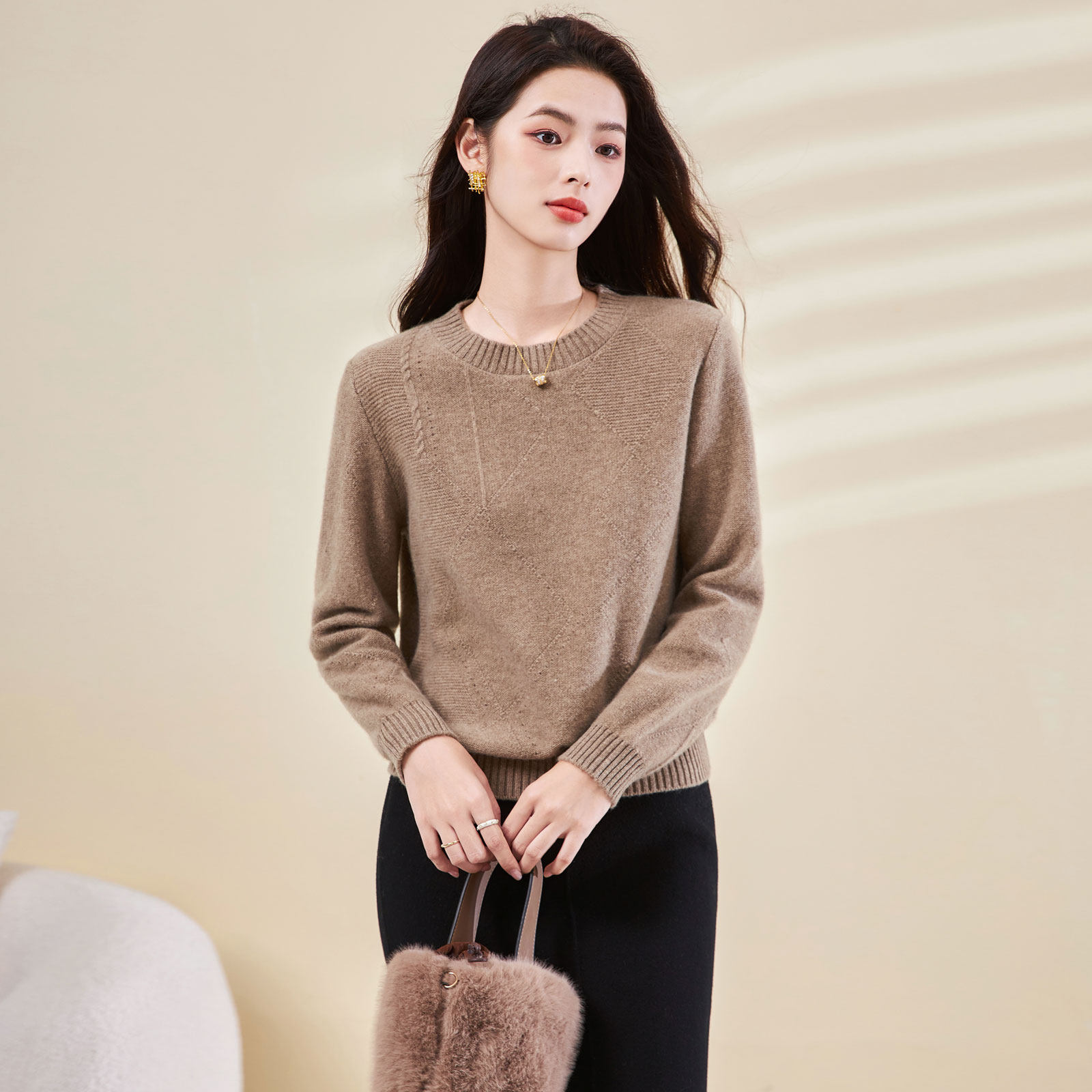 迪奥25秋冬新款高品质圆领加厚慵懒风打底上衣时尚气质百搭毛衣女,淘宝优惠券,粉丝福利购,淘宝优惠卷