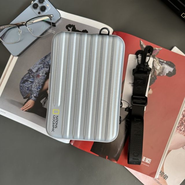 National Geographic simple and handsome design hard shell bag National Geographic simple and handsome design hard shell bag