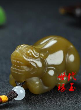 和田玉貔貅手把件天然且末糖玉招财貔貅把玩件挂新疆皮丘瑞兽把件