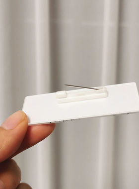 周京泽许随校徽告白小说胸牌饰品