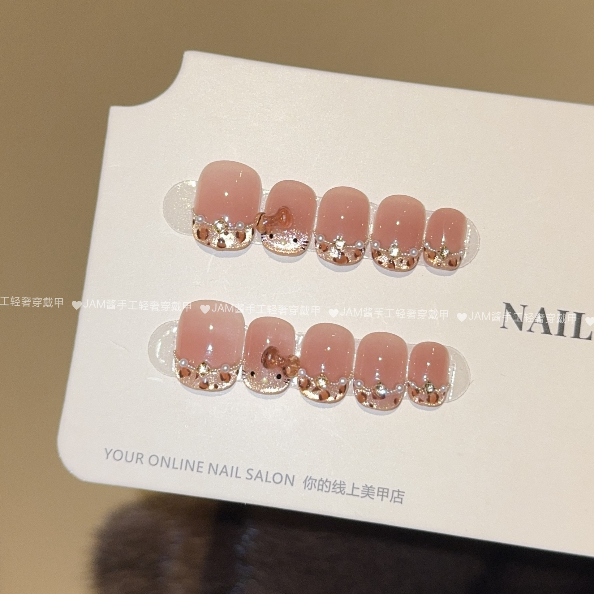 豹纹猫咪 新款纯手工穿戴甲短款腮红渐变猫眼豹纹法式美甲高级感,淘宝优惠券,粉丝福利购,淘宝优惠卷