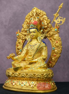 纯铜鎏金《莲花生大师》铜佛像
