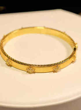 古法沙金镶钻四叶草拉丝卡扣手镯女时尚气质