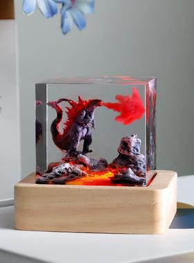 欧式外贸创意水晶内埋哥斯拉迷你小夜灯滴胶学生儿童送礼礼物