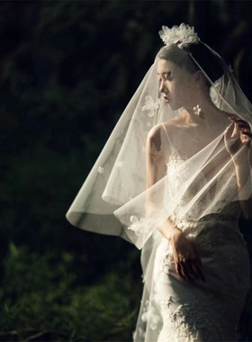 新娘婚礼森系头纱中长版欧根纱花朵花瓣婚纱婚礼摄影凹造型道具