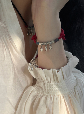 s925银原创福牌弯管红绳手链