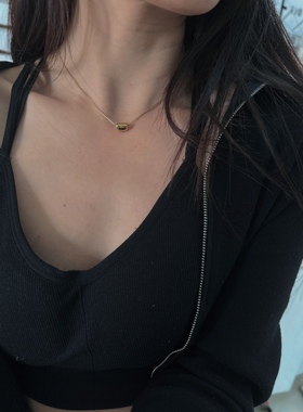 金色豆豆钛钢项链小众设计感女不掉色锁骨链夏季高级百搭网红配饰