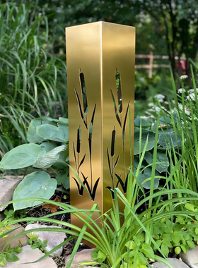 乡村风格做旧的铁艺灯罩玫瑰花立体柱子自然景观钢质路桩园林艺术